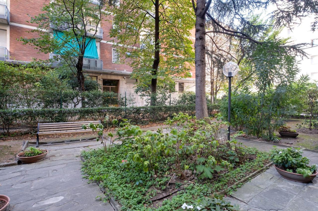 Giardini Margherita Monolocale con Balcone Bologna Esterno foto